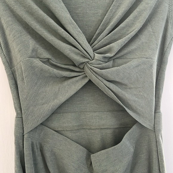 Lulus midi dress - Picture 3 of 4